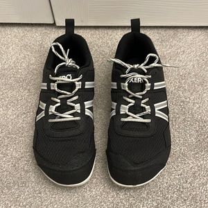 Xero Shoes Prio Women’s Size 8 Black and White